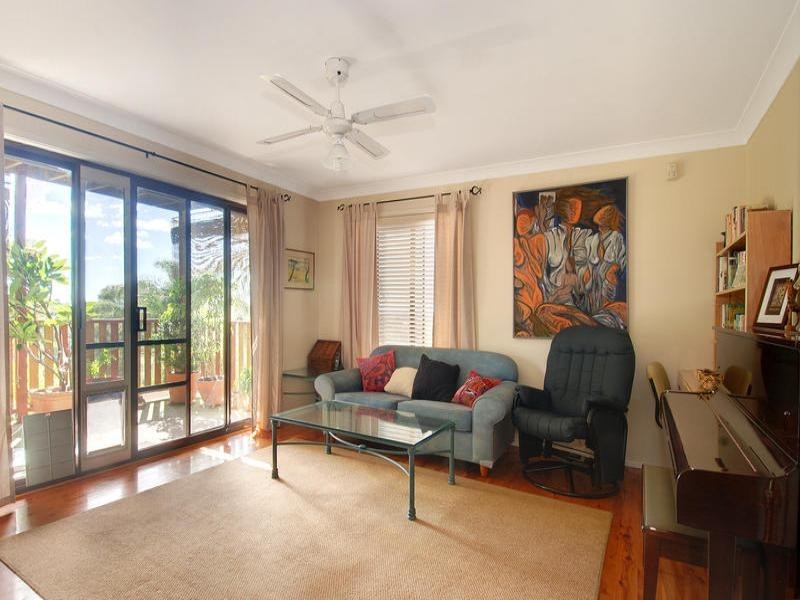 29 Plumwood Crescent, Cordeaux Heights NSW 2526