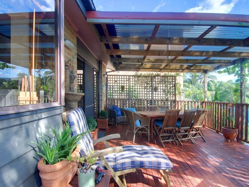 29 Plumwood Crescent, Cordeaux Heights NSW 2526