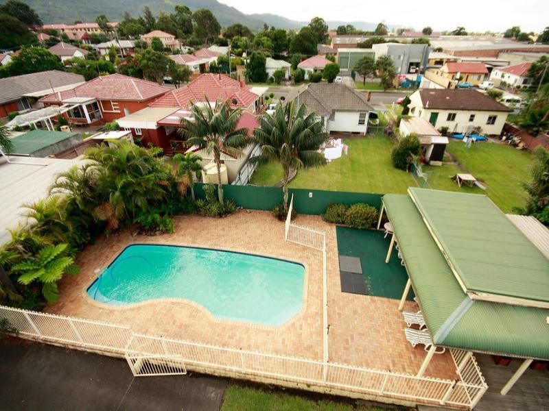 1 & 1a David Crescent, Fairy Meadow NSW 2519