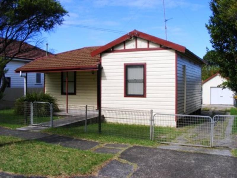 83 Atchison Street, Wollongong NSW 2500