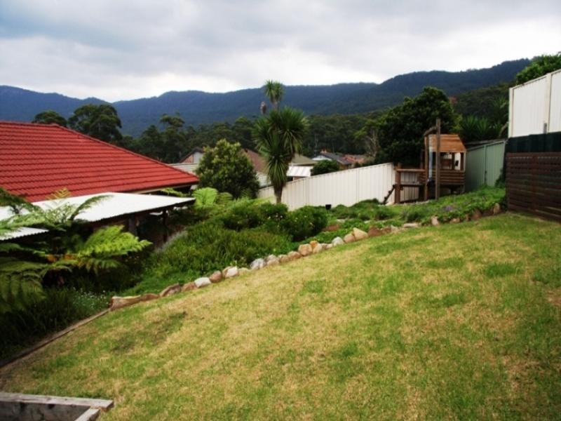 4 Prosser Close, Tarrawanna NSW 2518