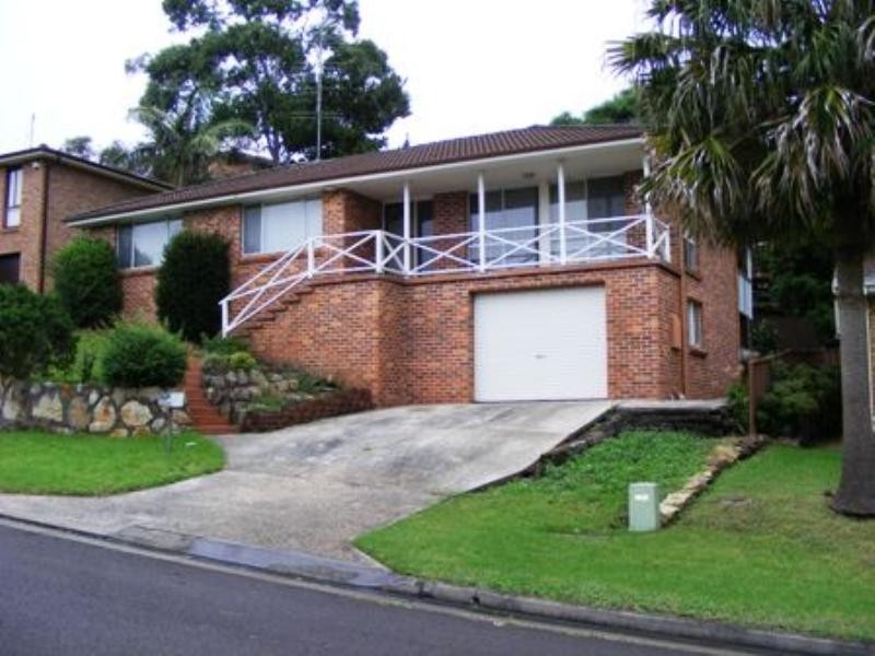 8 Kooranga Close, Cordeaux Heights NSW 2526