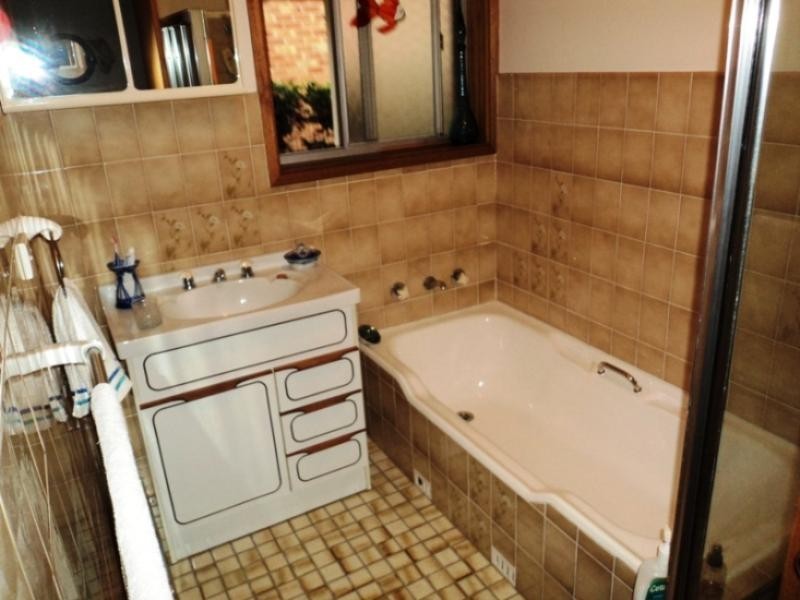 14 Macarthur Avenue, Mount Ousley NSW 2519