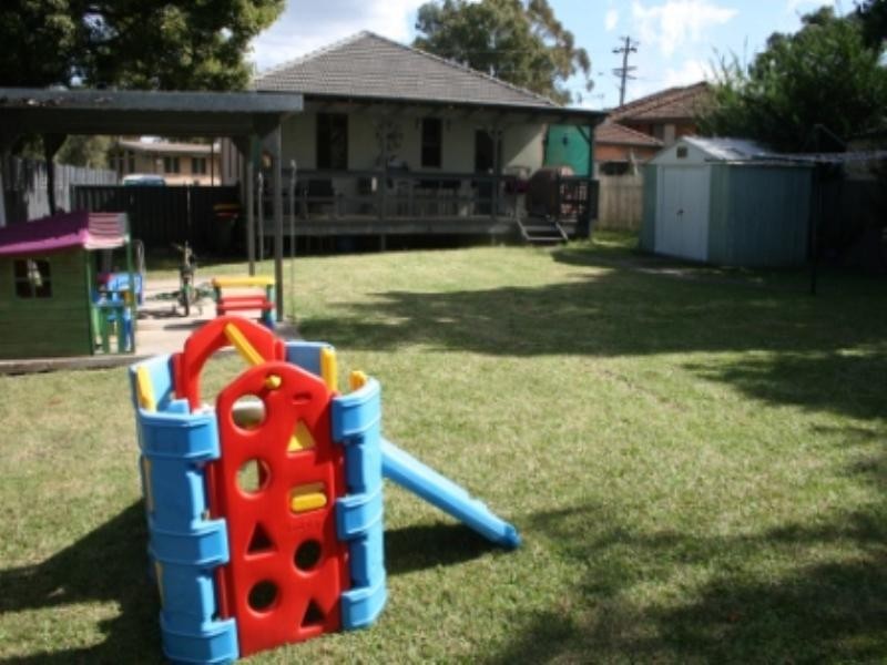 37 Winnima Way, Berkeley NSW 2506