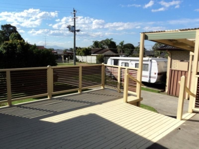 13 Oak Street, Albion Park Rail NSW 2527