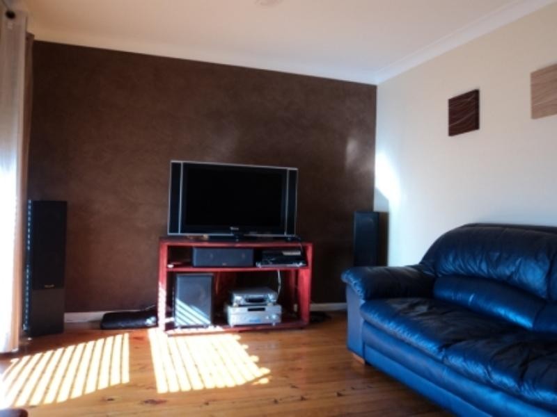 13 Oak Street, Albion Park Rail NSW 2527