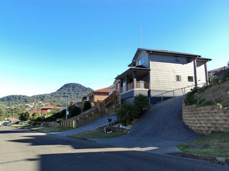 32 Bruce Street, Unanderra NSW 2526