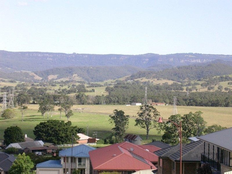 6 Rosemount Street, Dapto NSW 2530