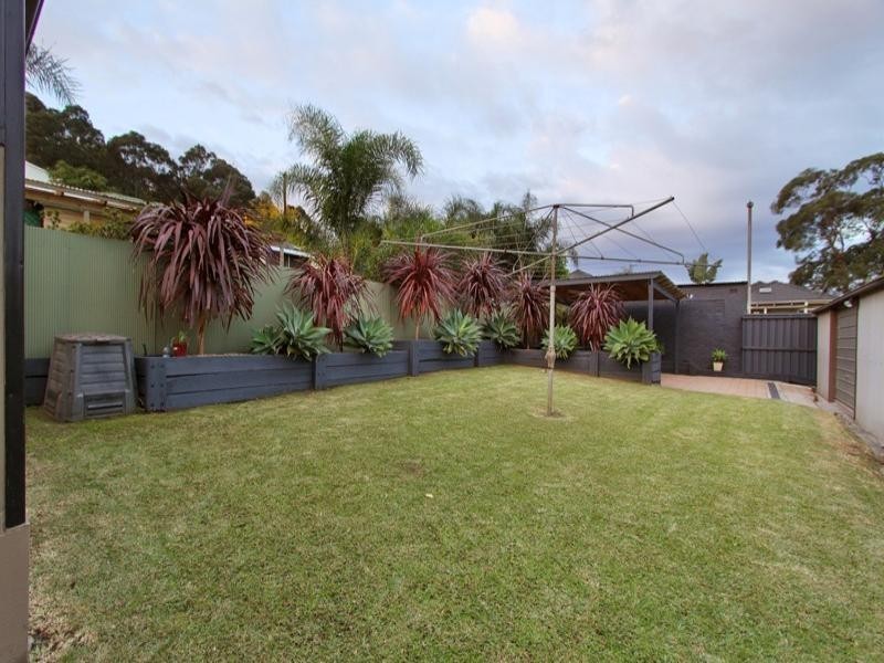 9 Grasmere Street, Mount Saint Thomas NSW 2500