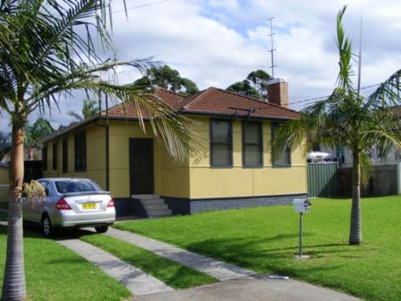 33 Davidson Street, Woonona NSW 2517