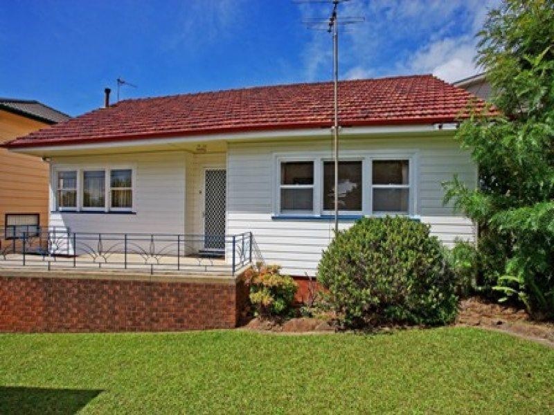 56 Lachlan Street, Thirroul NSW 2515
