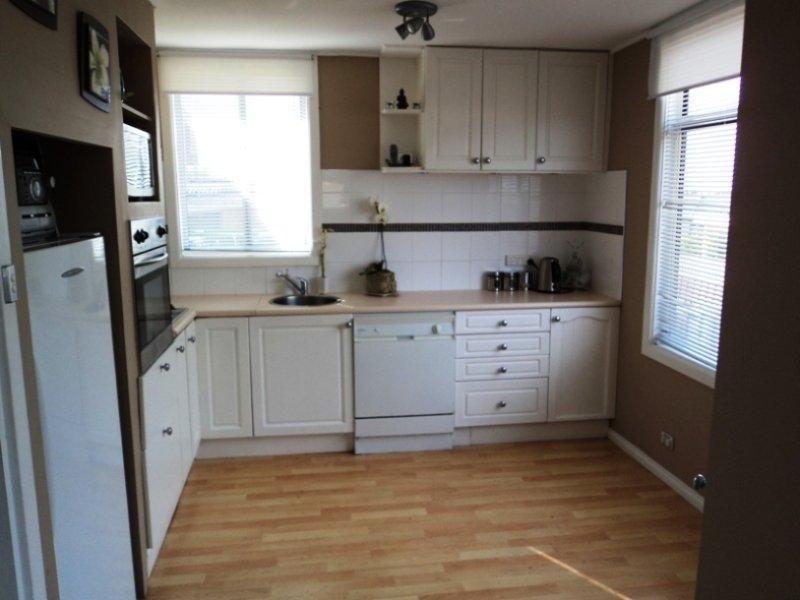 52 Orana Parade, Unanderra NSW 2526