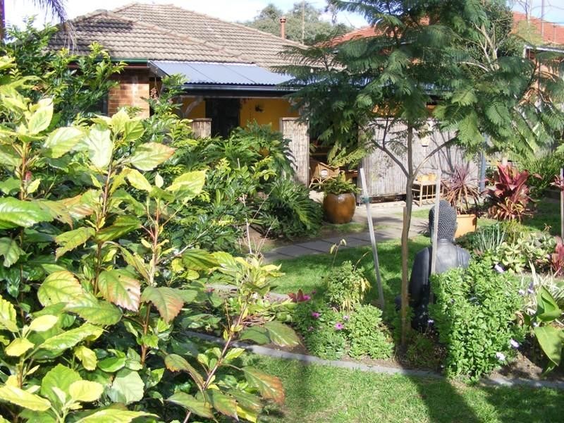 10 Lee Street, Warrawong NSW 2502