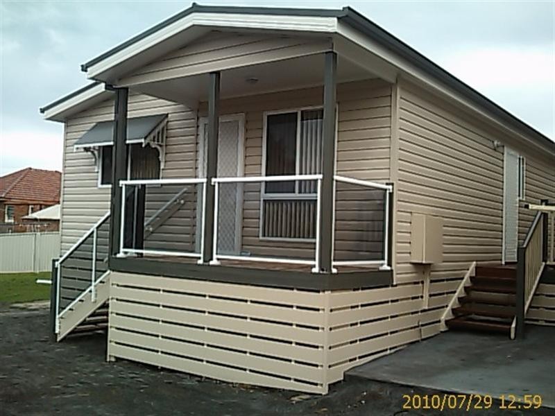 2/13 Camden Street, Balgownie NSW 2519