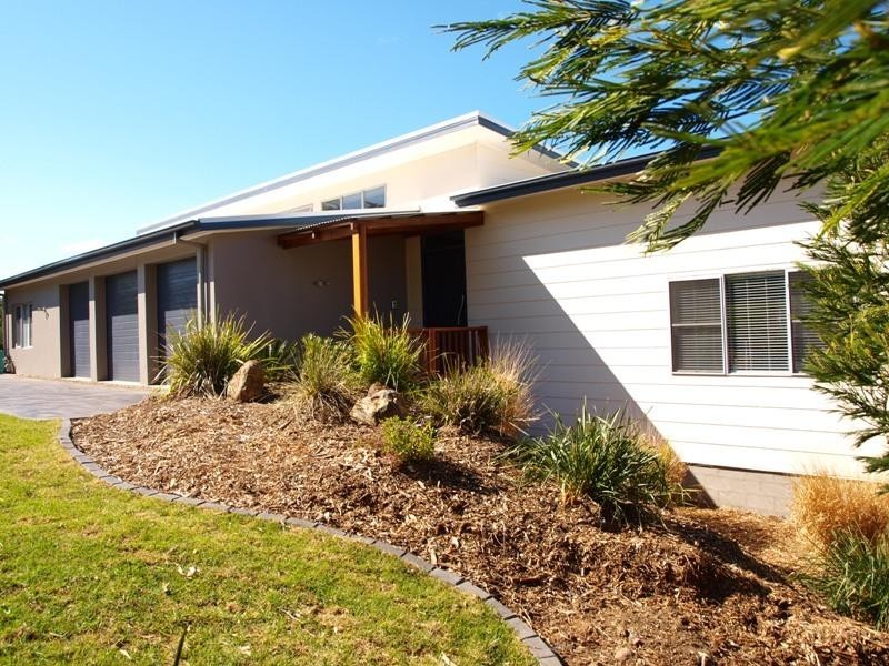 23 George Fuller Drive, Figtree NSW 2525