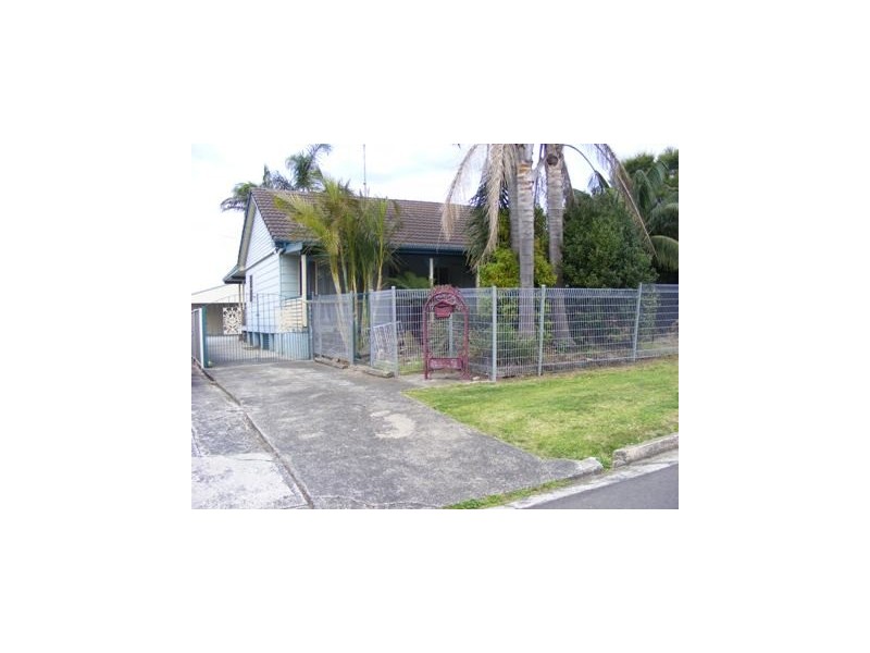 19 Cassel Avenue, Towradgi NSW 2518