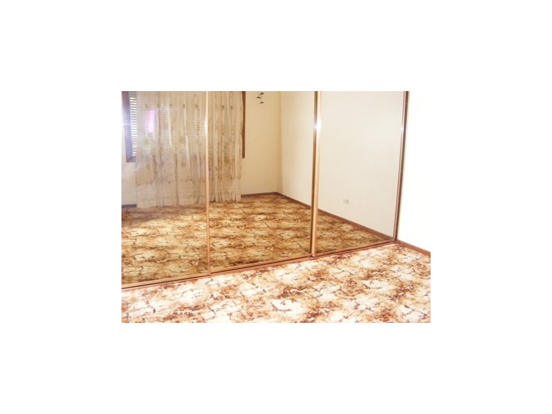 74 Rowland Avenue, Wollongong NSW 2500