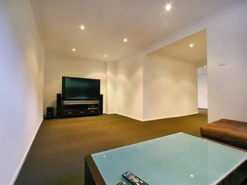 31 Bruce, Unanderra NSW 2526