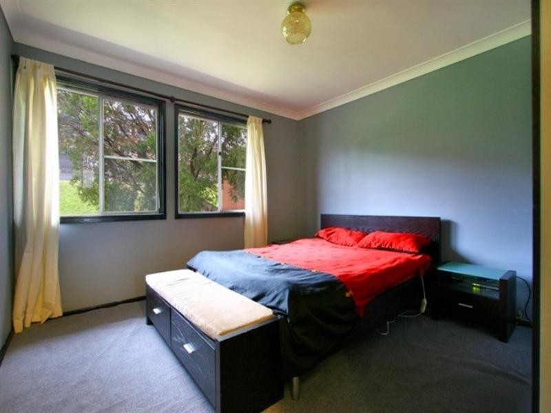 31 Bruce, Unanderra NSW 2526