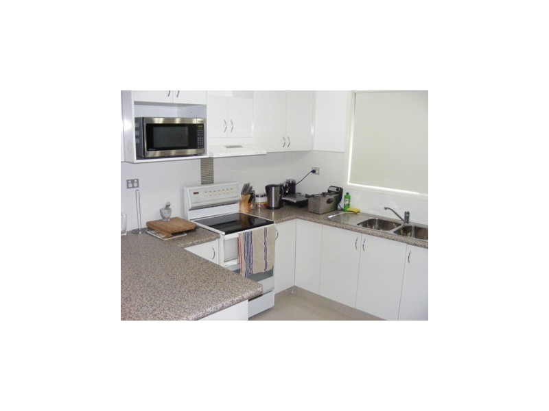 43 Hopman Crescent, Berkeley NSW 2506