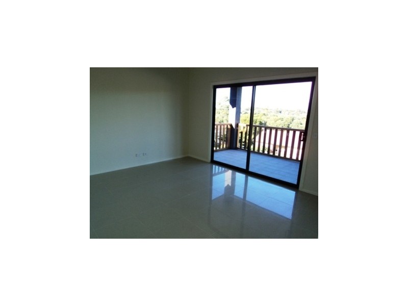32 Bruce Street, Unanderra NSW 2526