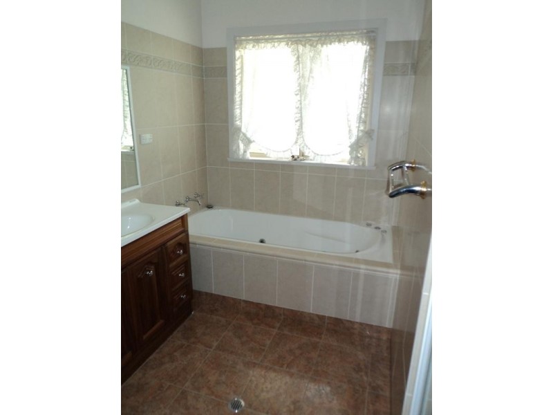 6 Gwynne Street, Gwynneville NSW 2500