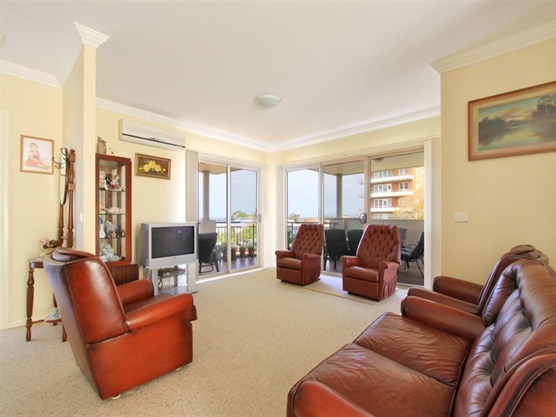 11/36-38 Loftus Street, Wollongong NSW 2500