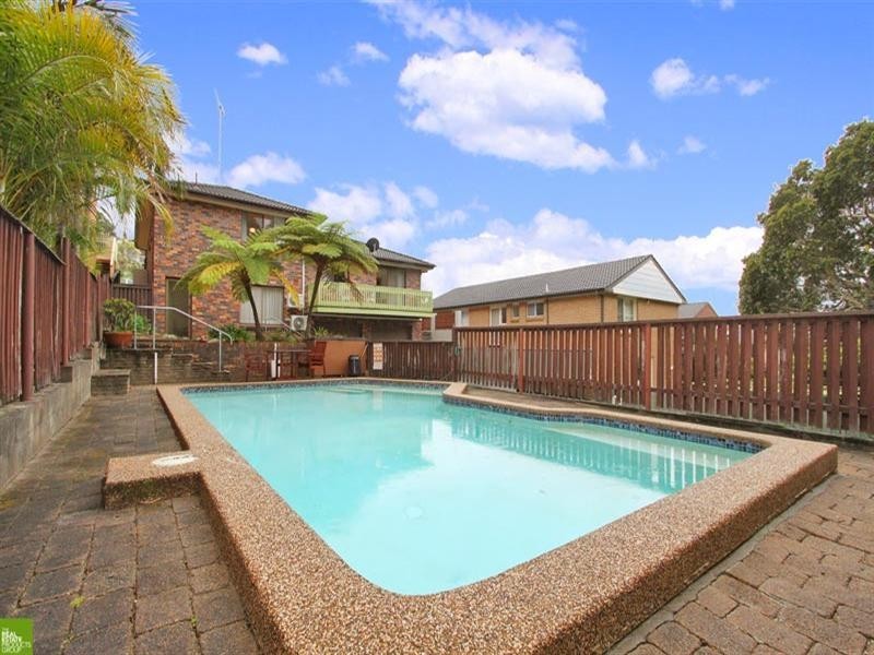 17 Mark Street, Figtree NSW 2525