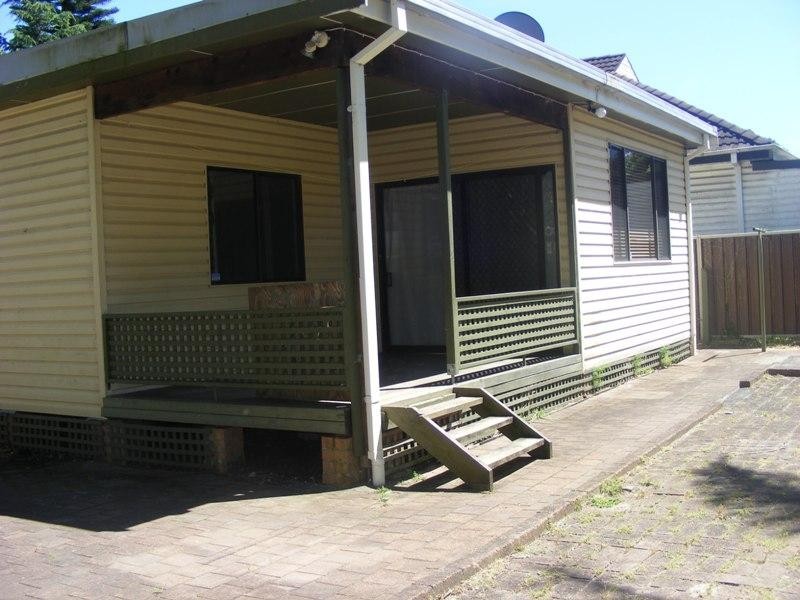 39 Phillips Crescent, Mangerton NSW 2500