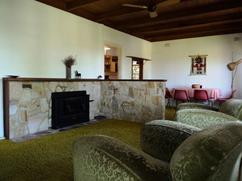 1 Wade Street, Unanderra NSW 2526