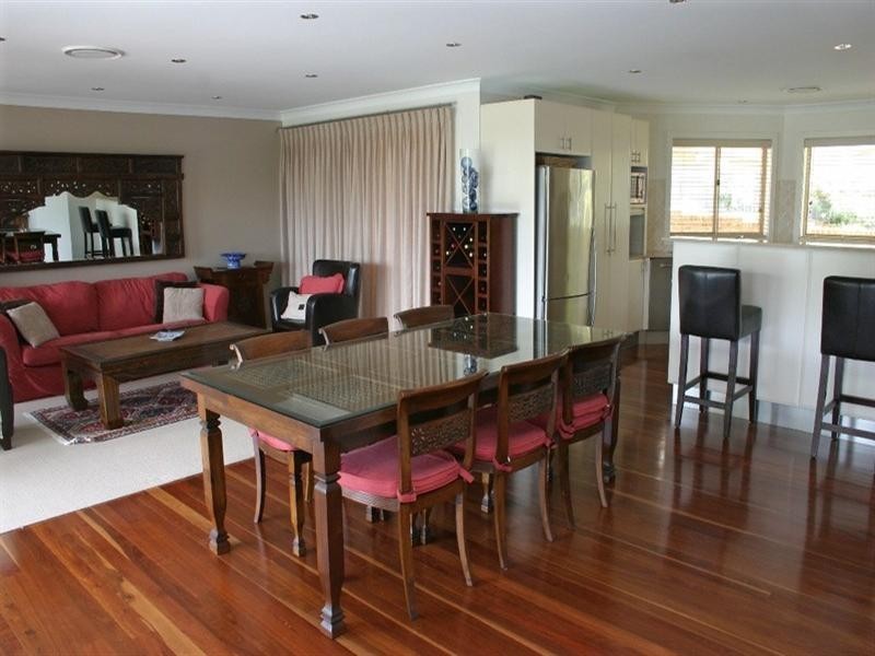 10 Woodlands Place, Figtree NSW 2525