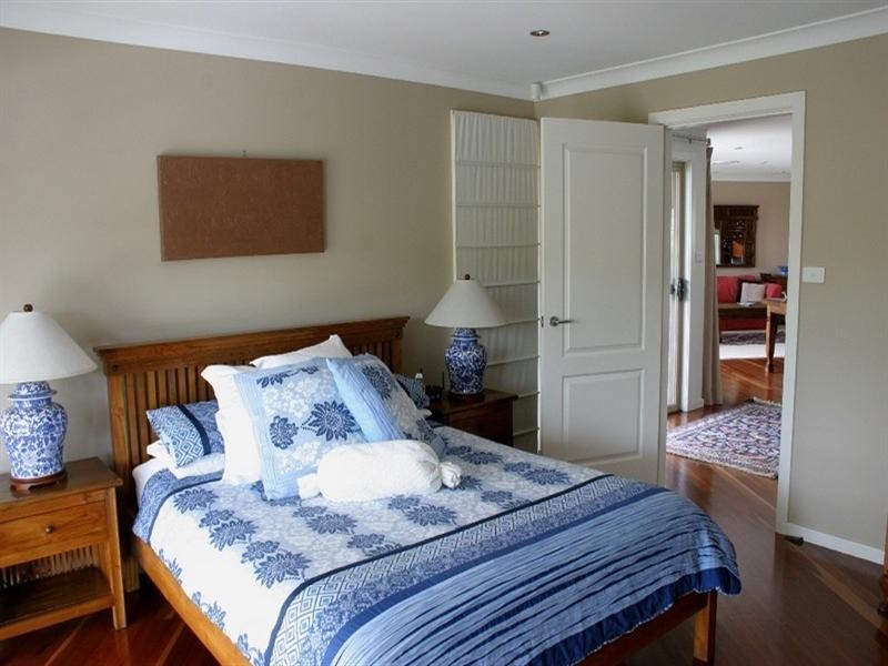 10 Woodlands Place, Figtree NSW 2525