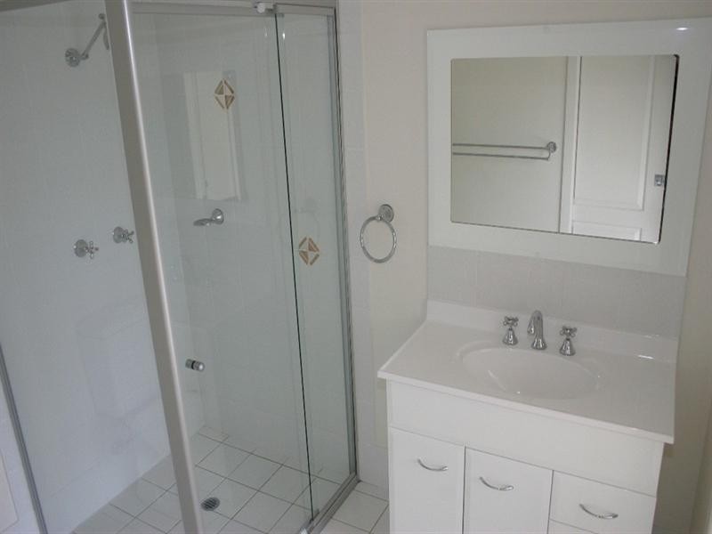 10 Woodlands Place, Figtree NSW 2525