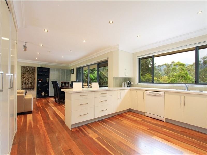 235 Cordeaux Road, Mount Kembla NSW 2526