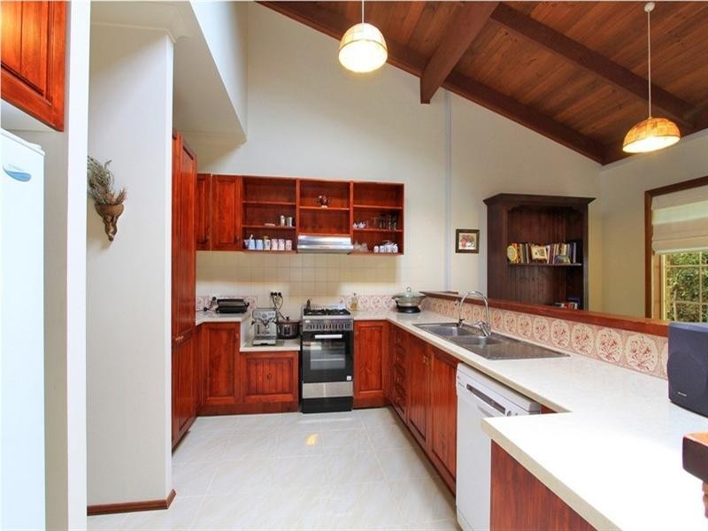 31 Odenpa Road, Cordeaux Heights NSW 2526
