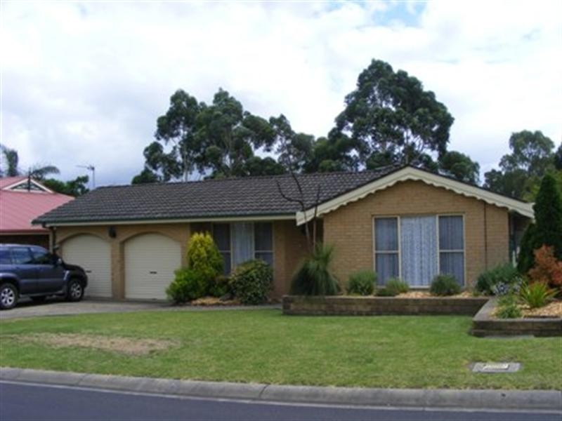 10 Cadigan Place, Dapto NSW 2530