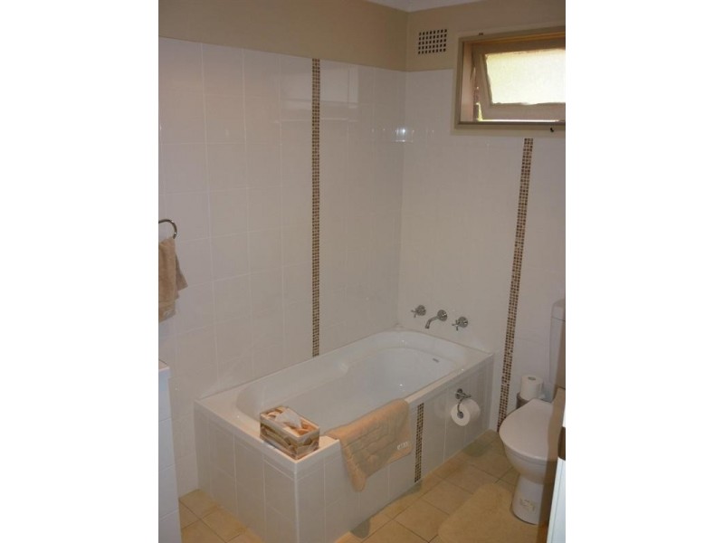 104 Robsons Road, Keiraville NSW 2500