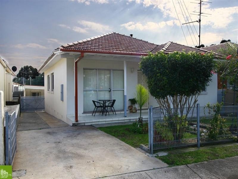 12 Merrett Avenue, Cringila NSW 2502