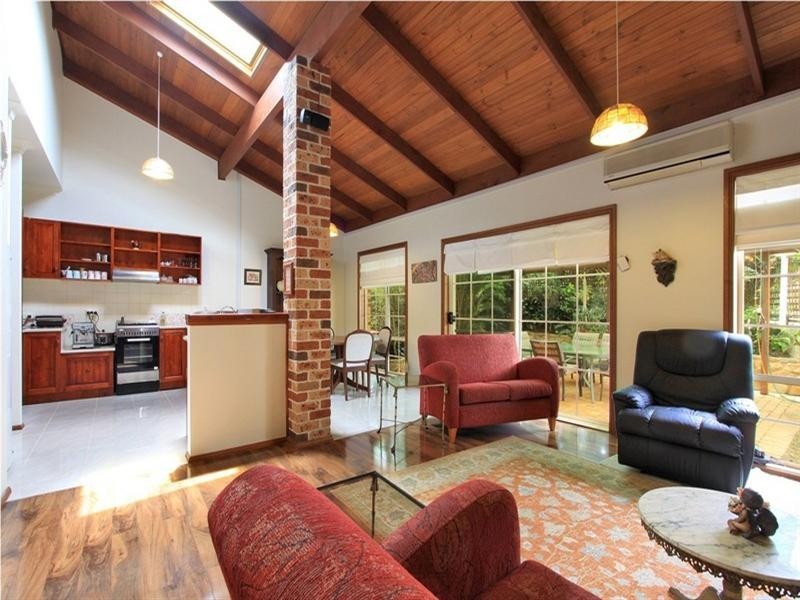 31 Odenpa Road, Cordeaux Heights NSW 2526