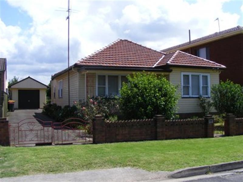 10 Miller Street, Wollongong NSW 2500