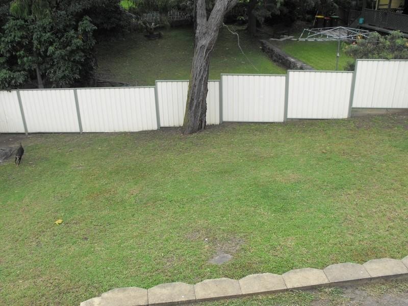 28 Loch Carron Avenue, Farmborough Heights NSW 2526