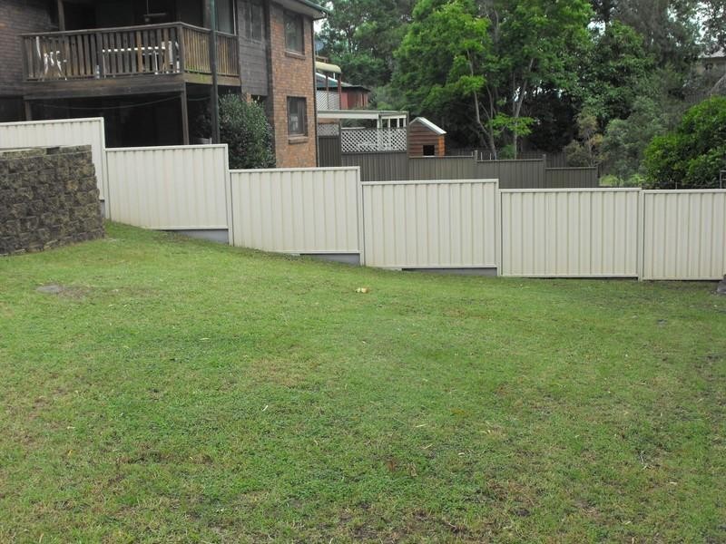 28 Loch Carron Avenue, Farmborough Heights NSW 2526