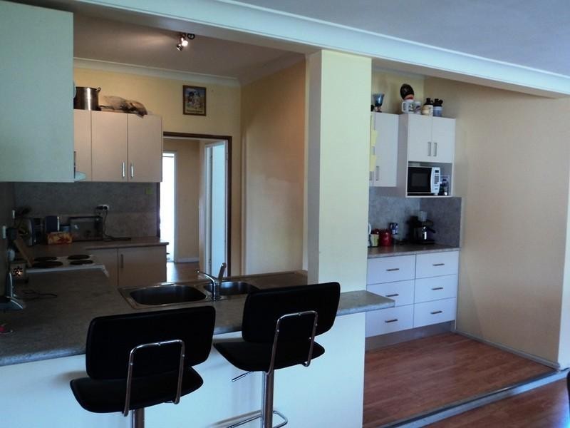 25 Waples Road, Unanderra NSW 2526