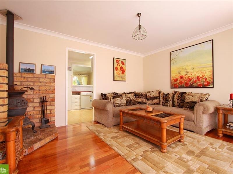 83 Walang Avenue, Figtree NSW 2525