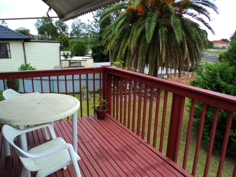 44 Kelly Street, Berkeley NSW 2506