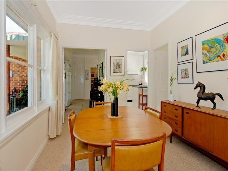 6 Holmden Avenue, Mangerton NSW 2500