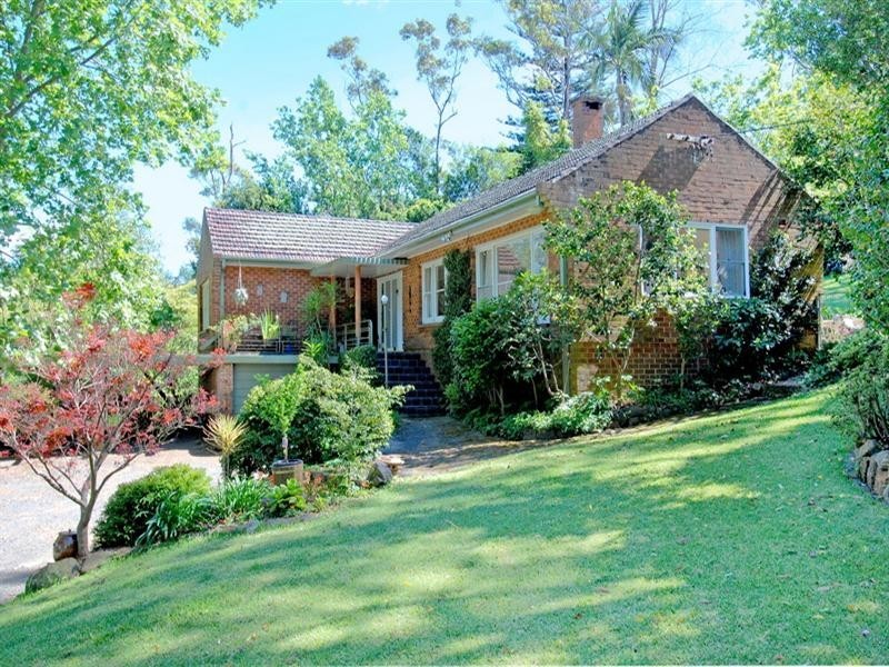 6 Holmden Avenue, Mangerton NSW 2500