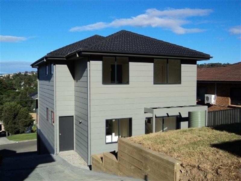 32 Bruce Street, Unanderra NSW 2526