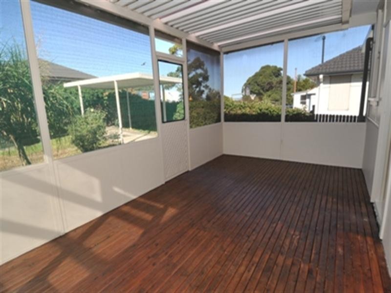 3 Marceau Street, Mount Saint Thomas NSW 2500