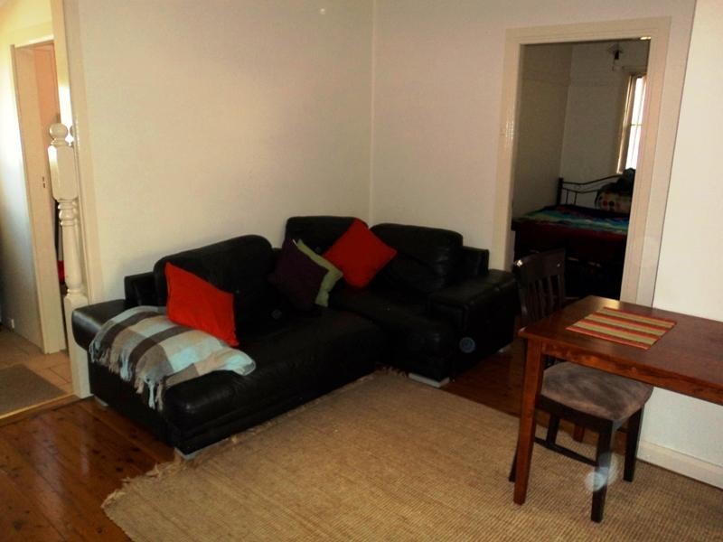 39 Waples Road, Unanderra NSW 2526